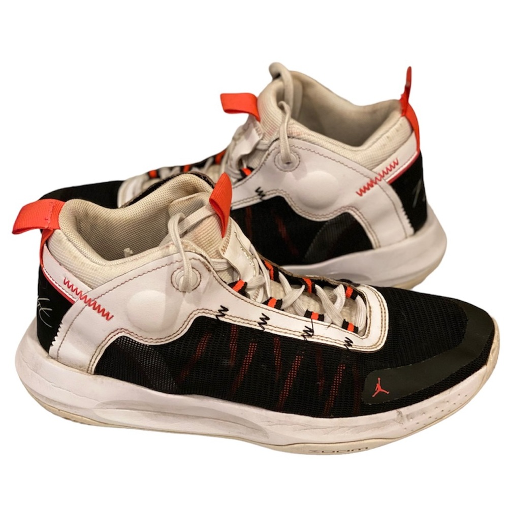 Nike Air Jordan Jumpman Hi High Top Sneakers Basketball Black White Red 10.5